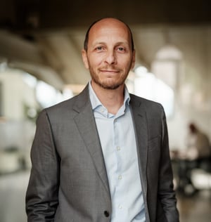 HwH Team Osvaldo Vitrone